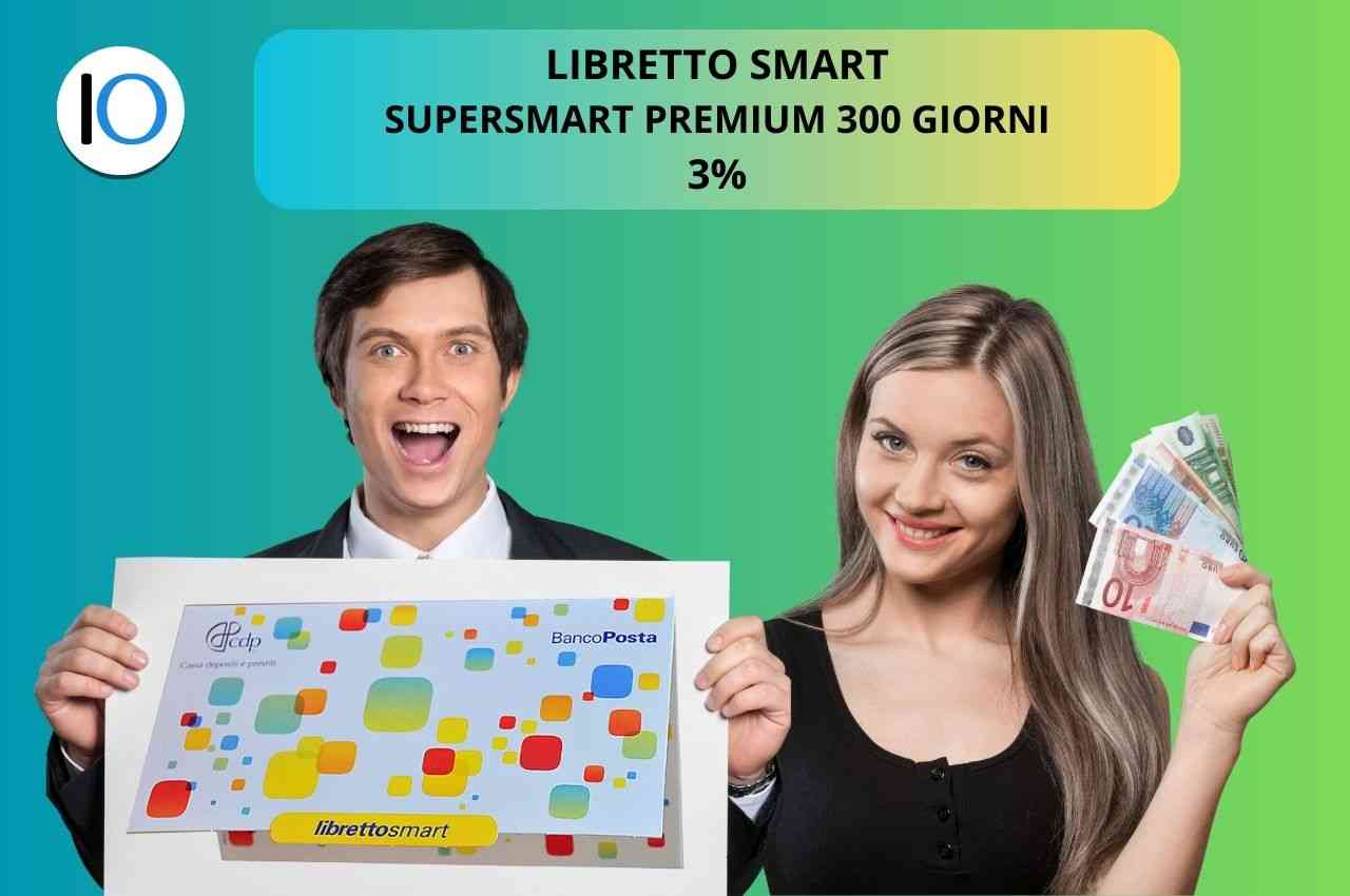 uomo e donna felici per soldi su libretto smart