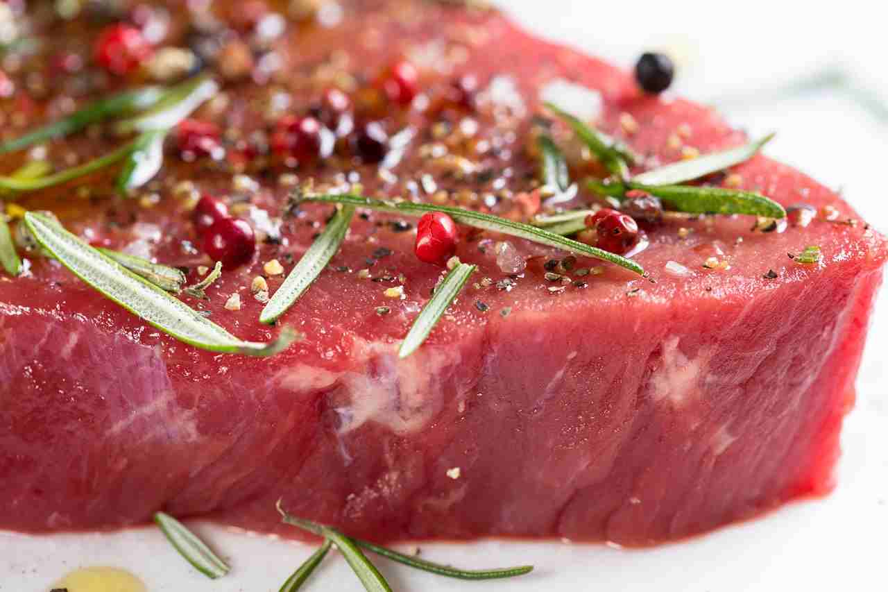 Carne rossa, i benefici